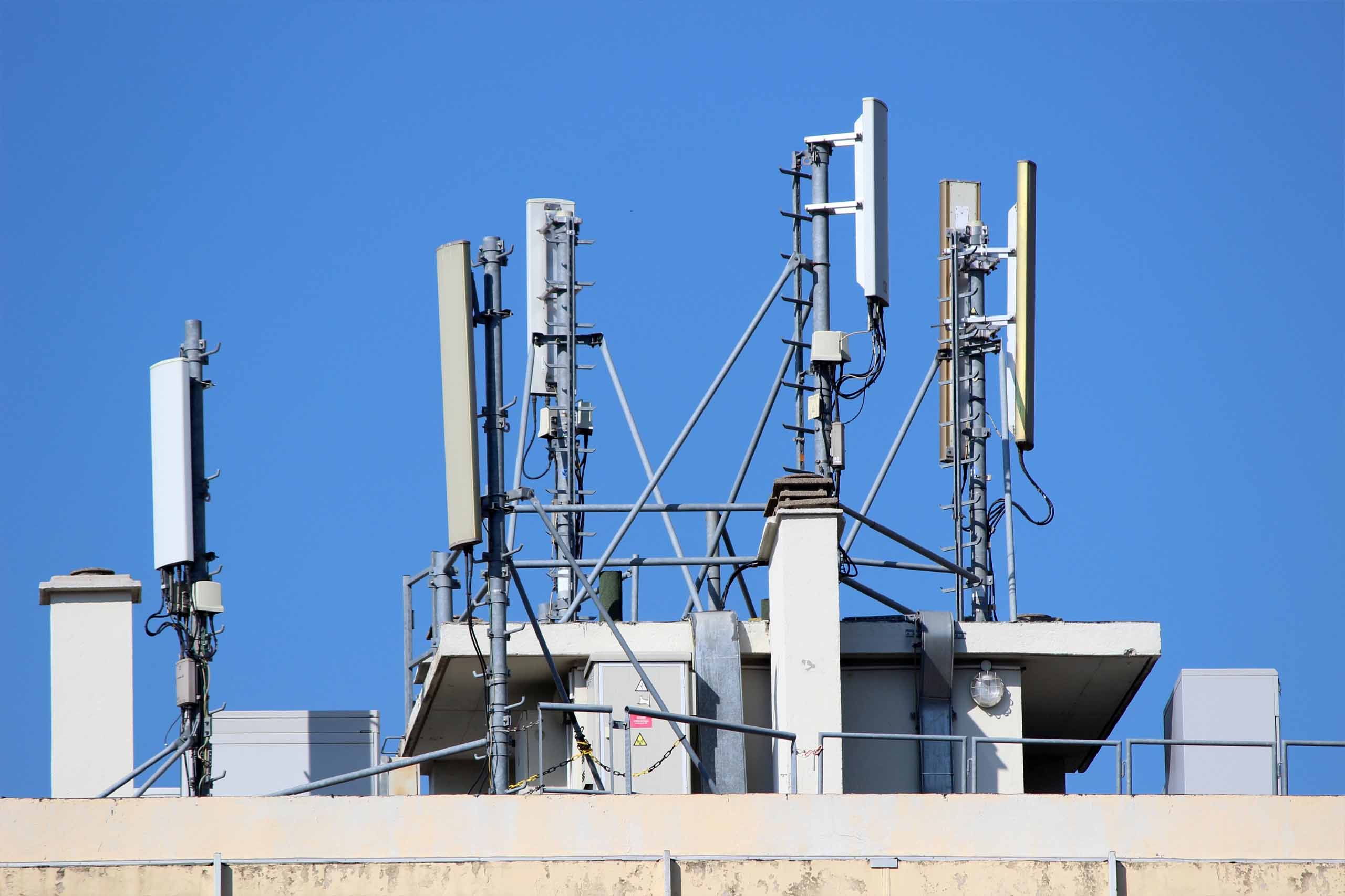 Rooftop-antenna Rooftop-antenna